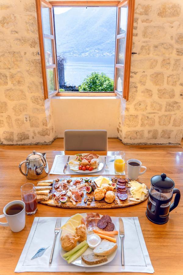 Guesthouse Mrshe Palace Пераст Екстер'єр фото